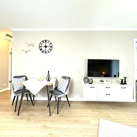 Apartment Logierhaus Friedrich We 6 - Strandperle *